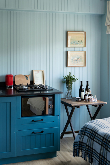 Coot Club: Leeward Suites