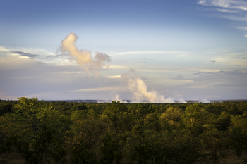 The Elephant Camp: Gischt der Wasserfälle