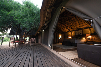 Valley Hideaway: Schlafzimmer und Veranda