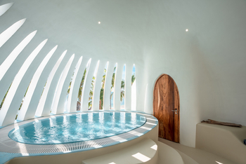 Xanadu Villas: Pool Nyota Villa