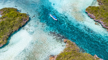 Cosmoledo Eco Camp: Kanal in die Mangroven