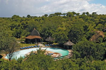 Tarangire Sopa Lodge: Pool im Garten