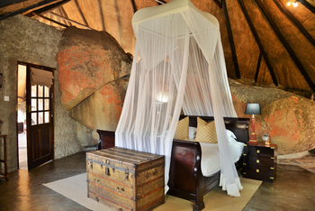 Amalinda Lodge: Room 10 Cecil Rhodes Suite