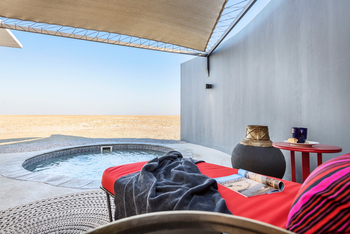 Etosha King Nehale Lodge Etosha King Nehale Lodge: Private Plunge Pool