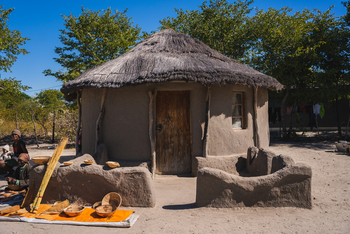 Nata Lodge Nata Lodge: Haus im Dorf