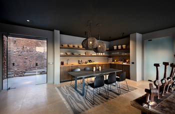 andBeyond Sossusvlei Desert Lodge: Star Dune Suite - Esstisch