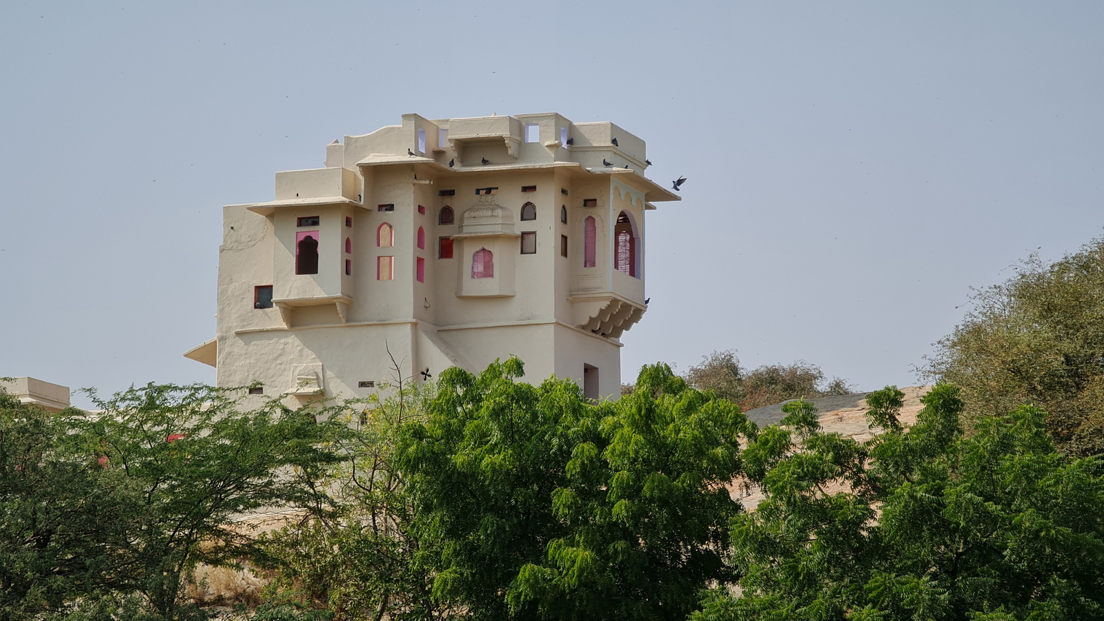 Brij Lakshman Sagar Brij Lakshman Sagar: Schlossturm