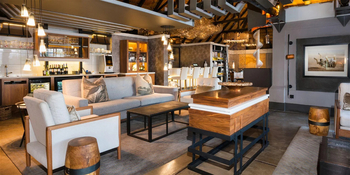 Chobe Water Villas: Lounge und Bar