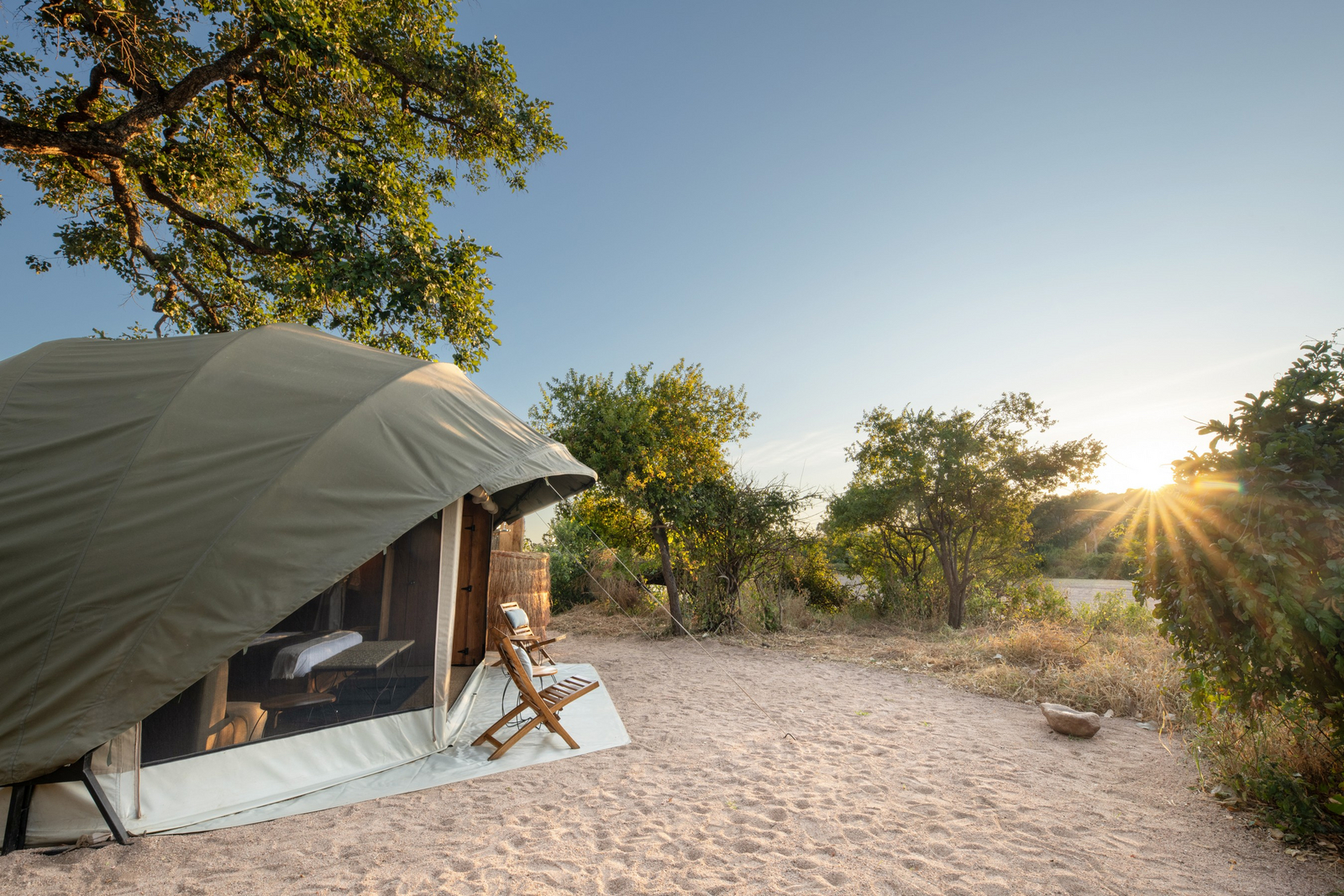 Kokoko Camp Kokoko Camp: Gästezelt von der Seite