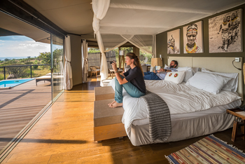 Lemala Kuria Hills Lodge: Geöffnete Suite