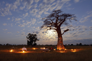 Mapula Lodge: Dinner im Mondschein