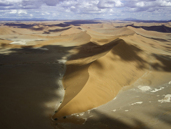 Kulala Desert Lodge: Sossusvlei aus 600m Höhe