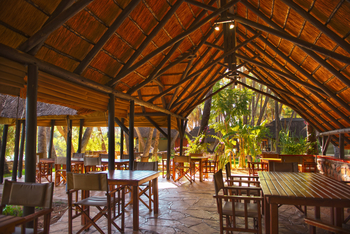 Omarunga Epupa Falls Camp: Essbereich