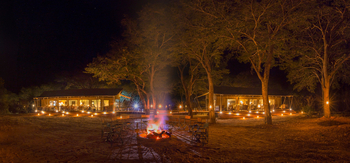 Verney's Camp: Aussenansicht