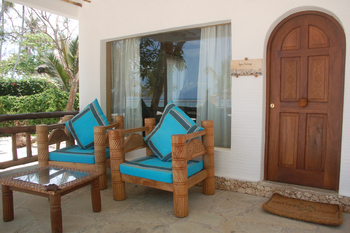 Waterlovers Beach Resort Waterlovers Beach Resort: Private Terasse Überblick