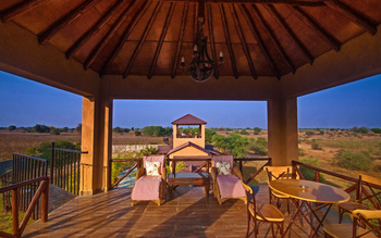 Bamboo Forest Safari Lodge: Bungalow - Gazebo