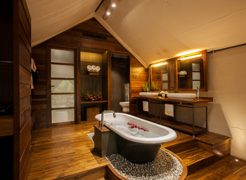 Kaav Safari Lodge: Freistehende Badewanne