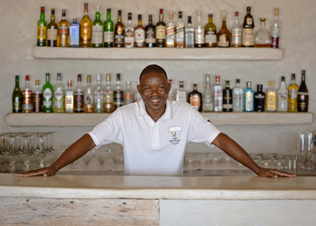 Kaya Mawa Kaya Mawa: John der Barman