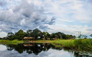 Kazile Island Lodge: Wasserweg zur Unterkunft