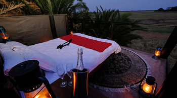 Mukambi Busanga Plains Camp: Star Bed