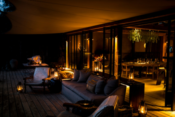 Segera Retreat: Laternen