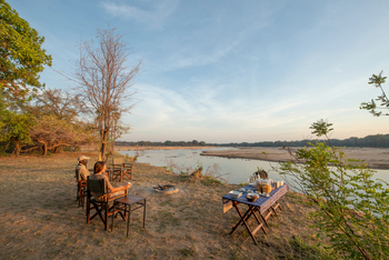 Takwela Camp Takwela Camp: Lagerfeuer