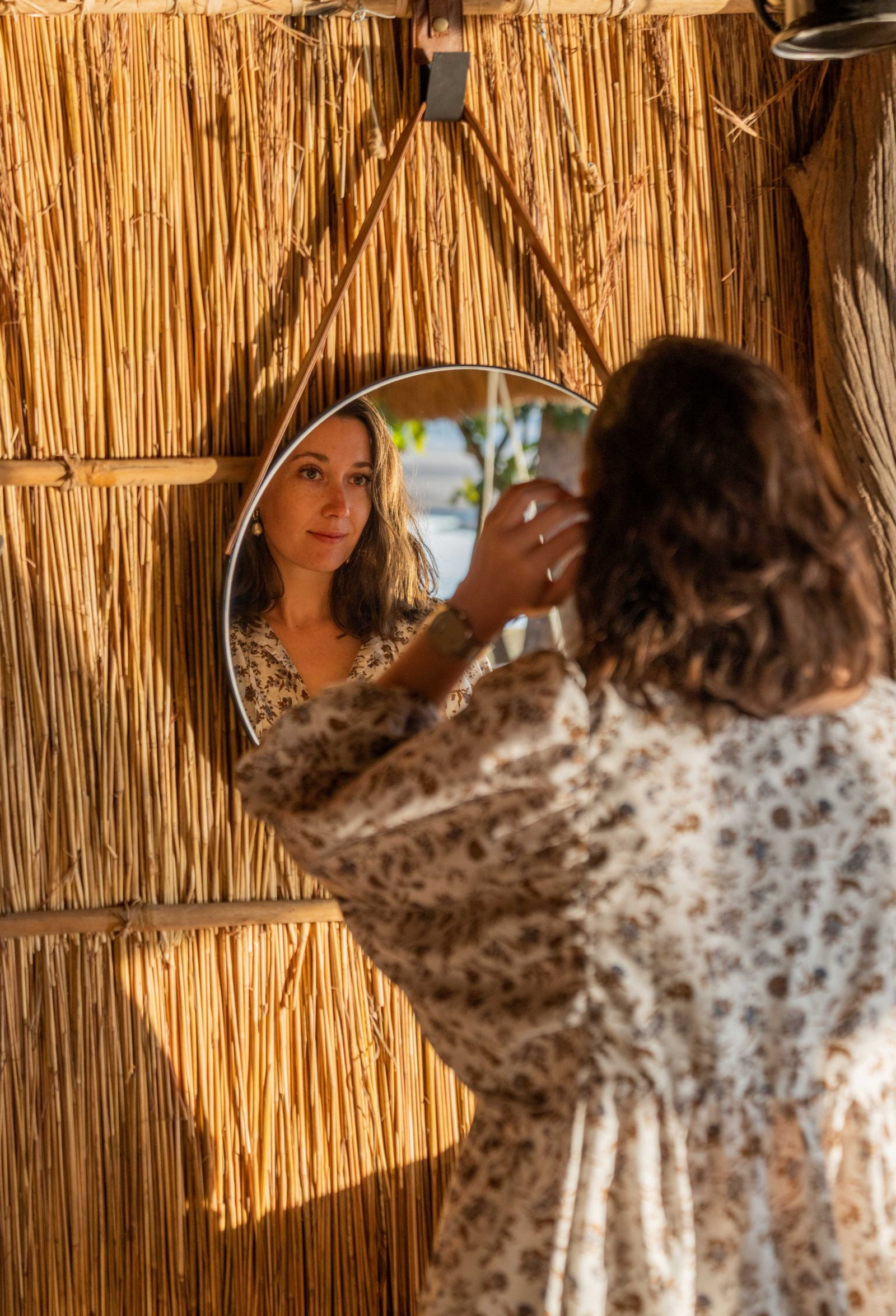 Time + Tide Kakuli Camp Time + Tide Kakuli Camp: Gesicht im Spiegel