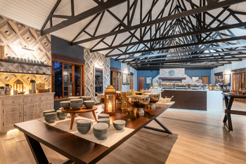 Etosha Safari Lodge: Buffet