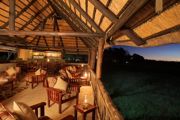 Gunn's Camp: Lounge am Abend