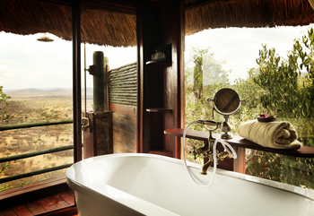 Mbali Mbali Soroi Serengeti Lodge: Badewanne