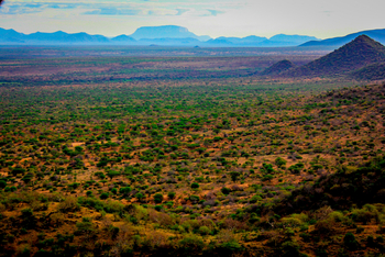 Sirikoi Lodge Sirikoi Lodge: Berge am Horizont