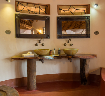 Tongole Wilderness Lodge: Dopplwaschtisch