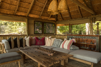 Camp Xakanaxa Camp Xakanaxa: Sofaecke in der Lounge