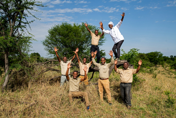Serengeti Kati Kati Tented Camp: Versammlung der Männer im Camp