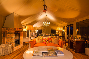 Verney's Camp: Hauptzelt