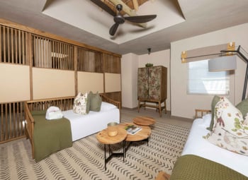 Sabi Sabi Bush Lodge: Twin Beds with Botanical Decorative Touches
