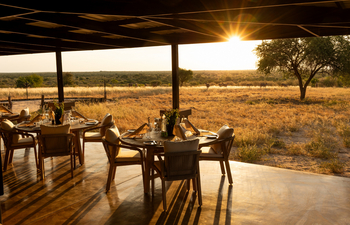 The Dune Camp: Restaurant