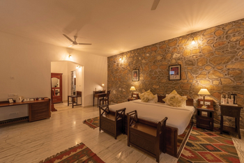 Bera Safari Lodge: Junior Suiten