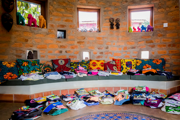 Chameleon Hill Forest Lodge: Sitzbank