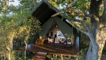 Duke's East Duke's East: Gästezelt mit Veranda