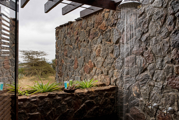 Ngorongoro Oldeani Mountain Lodge: Aussendusche