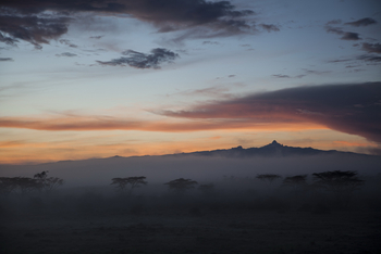 Segera Retreat: Morgengrauen über dem Mount Kenya