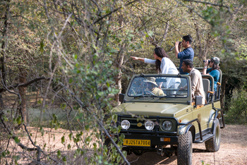 The Oberoi Vanyavilas Wildlife Resort The Oberoi Vanyavilas Wildlife Resort: Im Gelände