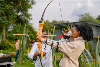 Amakoro Songa Lodge: Bogenschießen