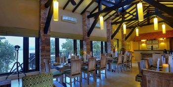 Denwa Backwater Escape: Restaurant mit Blick