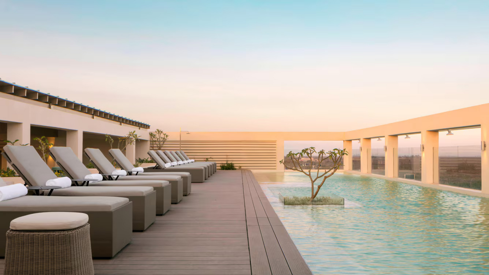 Four Points by Sheraton Nairobi Airport Four Points by Sheraton Nairobi Airport: Pool