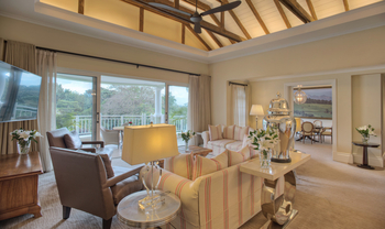 Hemingways Nairobi: Wohnzimmer