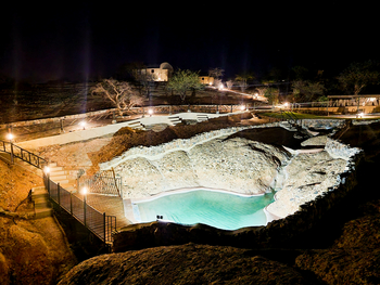 Ugab Terrace Lodge: Pool im Natirfelsen