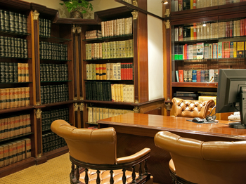Taj Mahal, New Delhi: Bibliothek