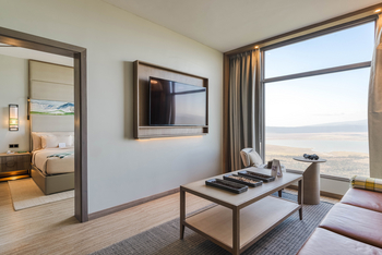 Ngorongoro Lodge Melia Collection: Junior Suite mit Wohnzimmer